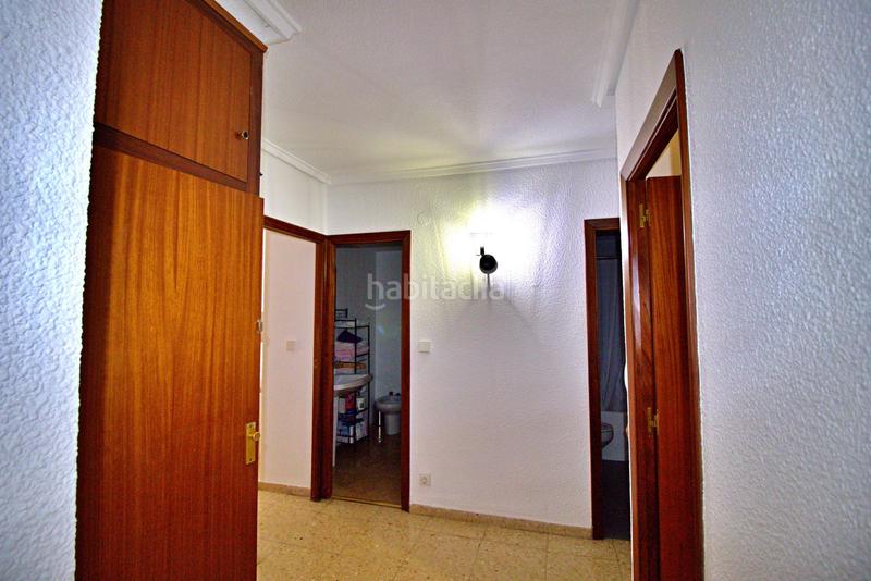 Foto dd9621ae-c791-4f67-93f2-1af38d46cf74. Piso se vende bonito piso en zona pisos azules en Elche / Elx