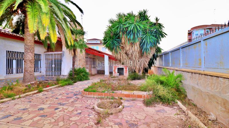 Foto aea69d36-f81c-40d0-a244-e10a4b76bde0. Xalet amb aparcament a Ciutat Jardí - Torreta Verdí Elche / Elx