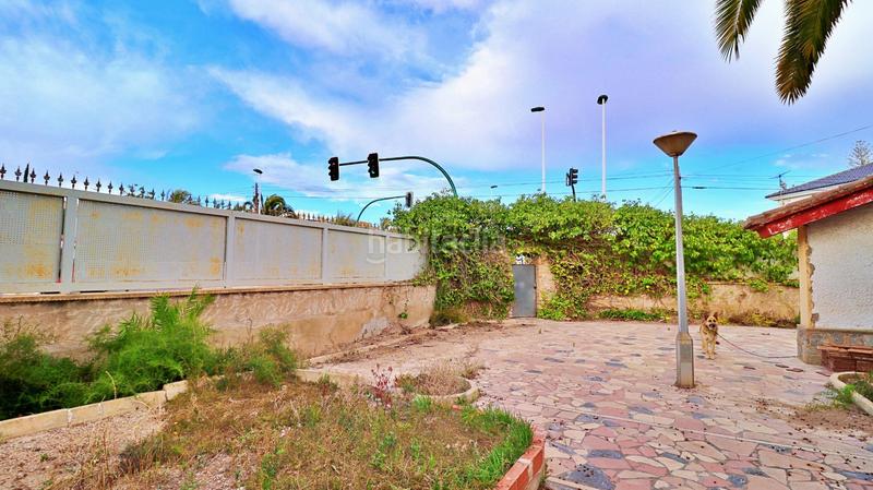 Foto af9a05ce-adcc-447a-ac6b-816e1293b0e4. Xalet amb aparcament a Ciutat Jardí - Torreta Verdí Elche / Elx