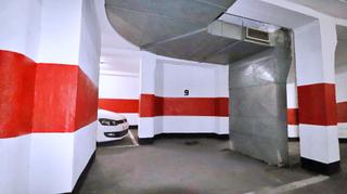 Miete Autoparkplatz in Centro. Plaza de aparcamiento en alquiler