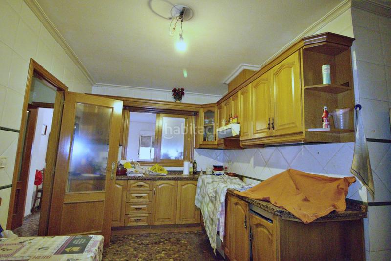 Foto f78f15ec-92f6-4be6-bcdc-57f611a751a1. Piano terra in El Raval - Portes Encarnades Elche / Elx