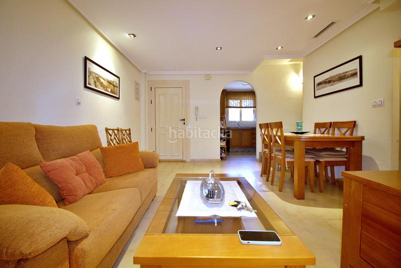 Foto c6eb151e-ced5-4623-9e67-a3204cbe1c24. Casa a schiera con parcheggio piscina in Los Secanos Guardamar del Segura