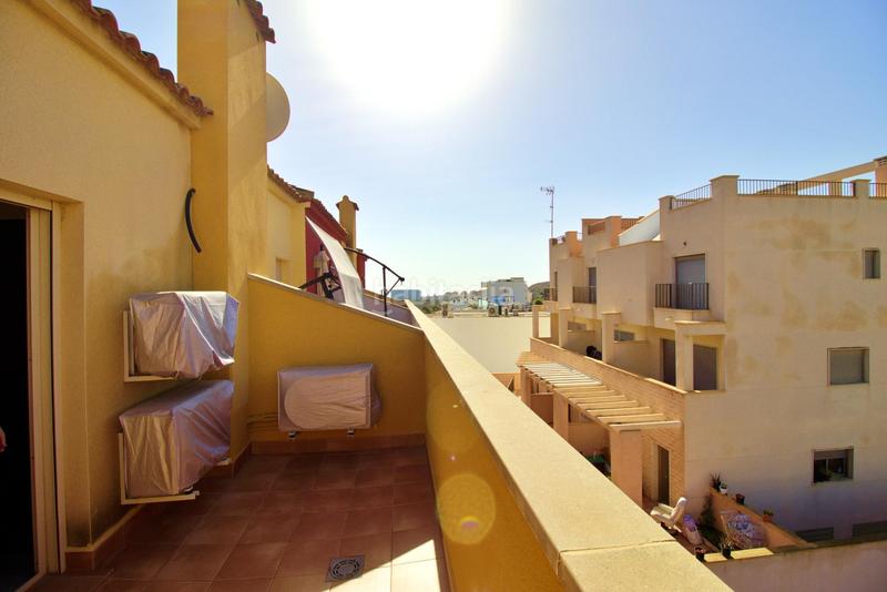 Foto de2d5fc7-953d-481c-a1f7-3a5db5163bb3. Casa a schiera con parcheggio piscina in Los Secanos Guardamar del Segura