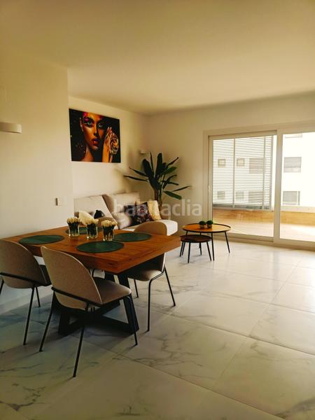 Foto 479239aa-6384-4d2d-b6b2-6ea7b947e439. Lloguer apartament amb aparcament piscina a Punta Prima Torrevieja