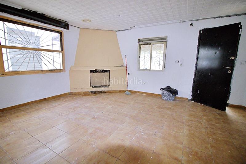 Foto 583d8c80-842a-48a0-a3c5-8c3f9f7114ea. Xalet amb aparcament a Algorós - El Derramador Elche / Elx