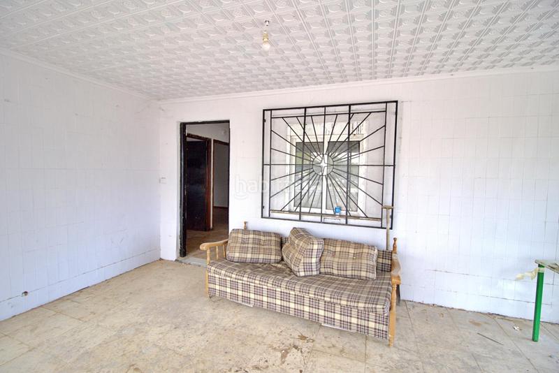 Foto d89f8bda-cccf-4d1e-b18e-997f08247253. Xalet amb aparcament a Algorós - El Derramador Elche / Elx