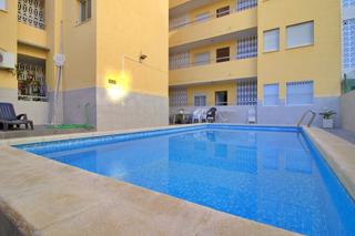 Etagenwohnung in Avenida Habaneras - Curva de Palangre. Estupendo piso a poca distancia de playa del cura.