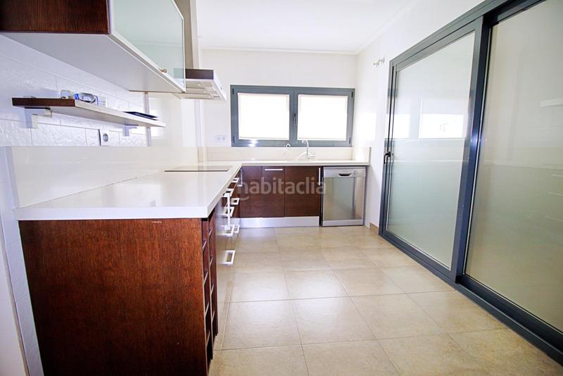 Foto 9b3ea206-1110-46b6-8e34-bc7d3c3b387e. Piso  luminoso en estupenda ubicacion en Nou Altabix Elche / Elx