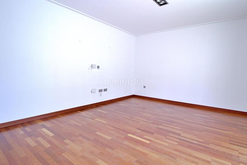 Foto fd0092a9-d71c-4fb6-8a14-6ae21bf4206a. Piso  luminoso en estupenda ubicacion en Nou Altabix Elche / Elx