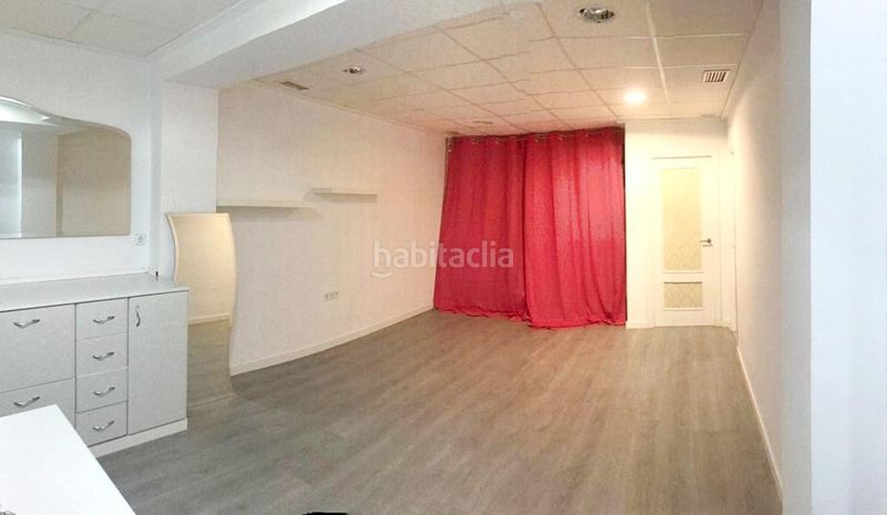 Foto b2fa7424-9a2c-469d-9feb-cf58f9dcb438. Local comercial a Carrús Este Elche / Elx