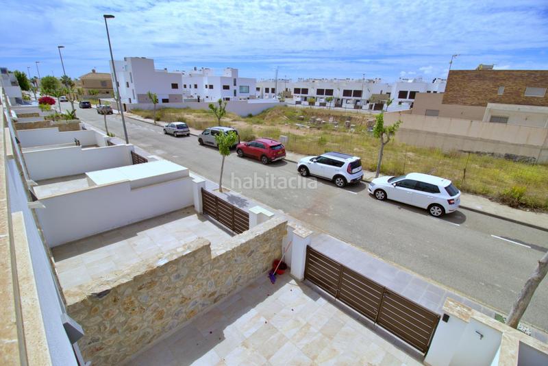 Foto 57ebd9bb-ea55-48e4-9c17-bb7707adff36. House with parking in Torre de la Horadada Pilar de la Horadada