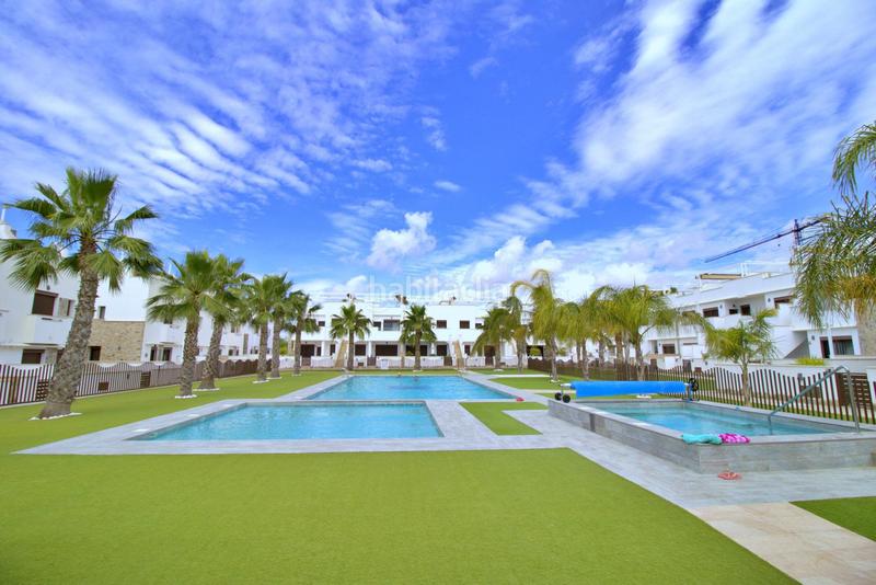 Foto e56a4c9d-322e-4946-bacd-d6cb986efe72. House with parking in Torre de la Horadada Pilar de la Horadada