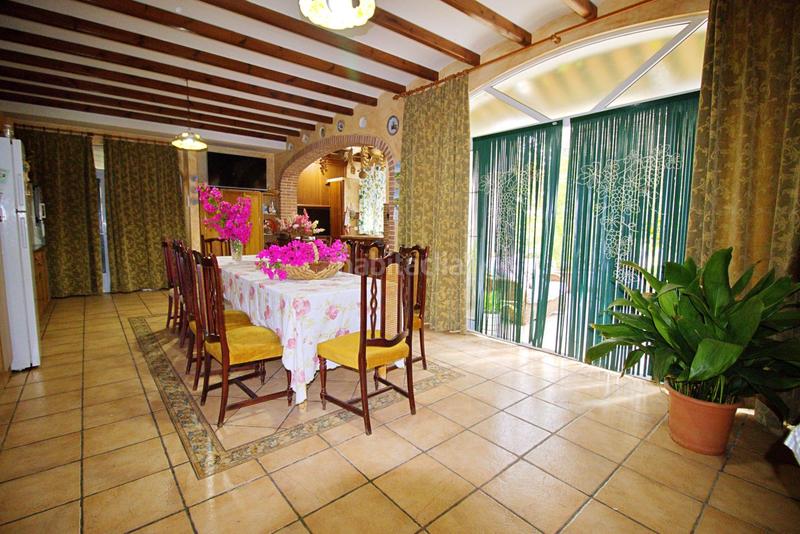 Foto 2a2b7b0f-379e-4d98-b876-9688236743d1. Chalet with parking pool in La Foia - Daimés - Asprella Elche / Elx