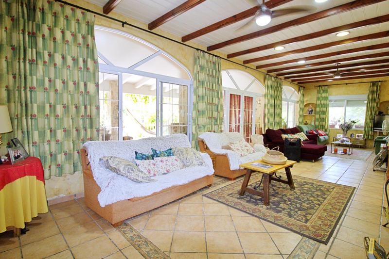 Foto 535e4350-daf5-47b1-9167-4c8257031964. Chalet with parking pool in La Foia - Daimés - Asprella Elche / Elx