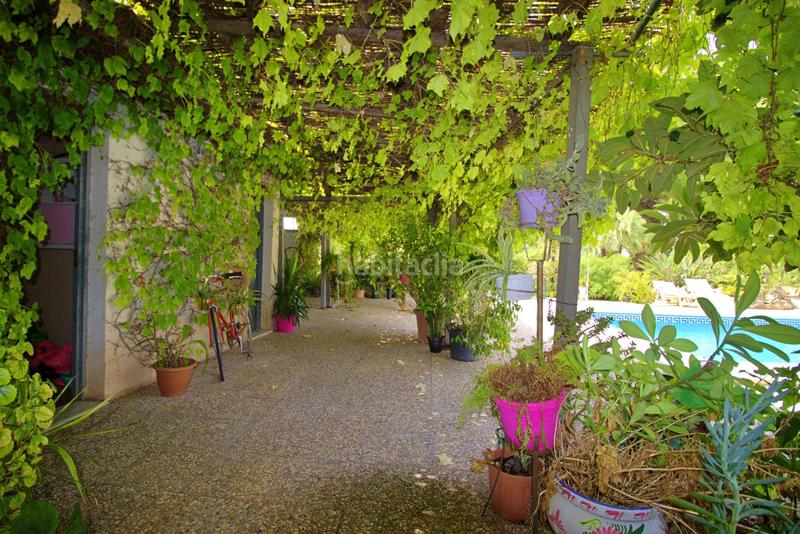 Foto a8998575-25ae-463a-8ee7-88175fbafbdc. Chalet with parking pool in La Foia - Daimés - Asprella Elche / Elx