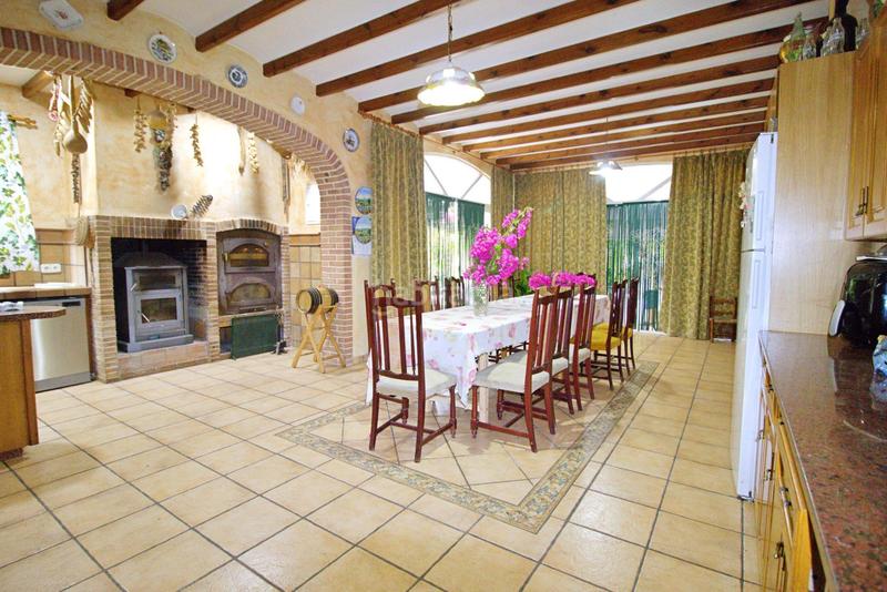 Foto aec5ee75-da53-4ab3-8cb5-b5cb2c7facf8. Chalet with parking pool in La Foia - Daimés - Asprella Elche / Elx