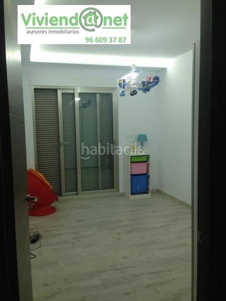 Foto b72a9b14-1505-48f2-b521-b73c155a688c. Chalet mit heizung parking pool in Peña de las Águilas Elche / Elx