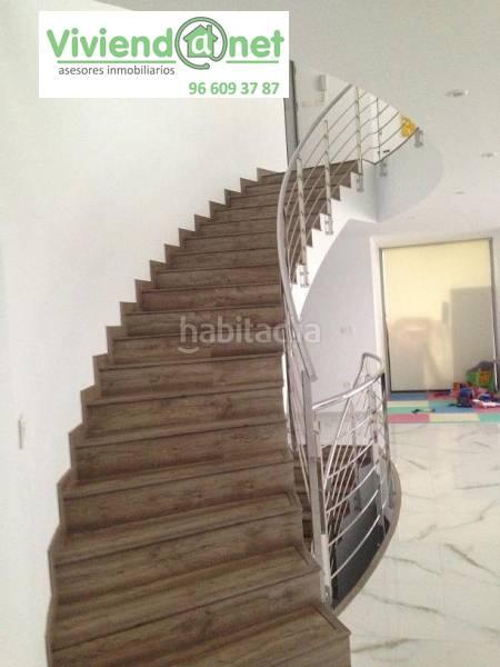 Foto c621962a-171a-46f4-aeef-2469419cb070. Chalet mit heizung parking pool in Peña de las Águilas Elche / Elx