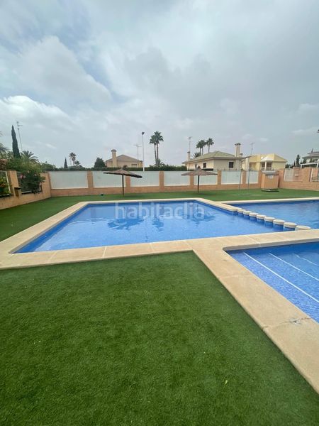 Foto 10201d8a-672f-47ec-8125-ef36b731b62b. Casa adossada amb aparcament piscina a Ciutat Jardí - Torreta Verdí Elche / Elx