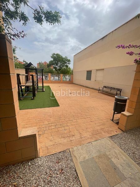 Foto 30210174-615c-49cc-8ad7-2e390c36294e. Casa adossada amb aparcament piscina a Ciutat Jardí - Torreta Verdí Elche / Elx