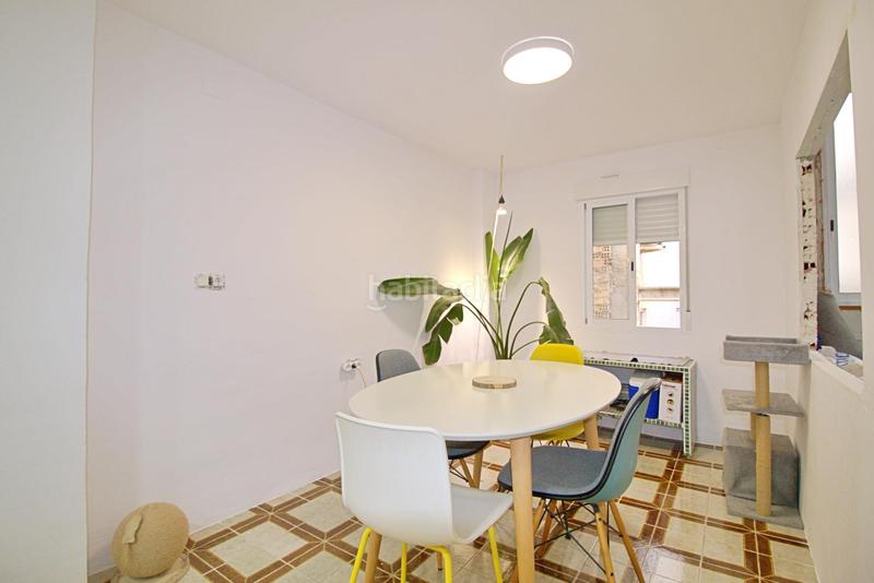 Foto c3f7b603-19f0-4727-bfd7-b65ee89f5c37. Pis a Reina Victoria - Miguel Hernández Elche / Elx