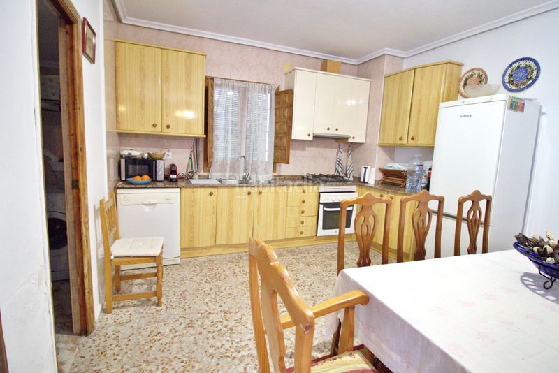 Foto 7e92397f-697b-403e-bfc9-2438e098e403. Casa amb aparcament a La Algoda - Matola - Llano de San José Elche / Elx