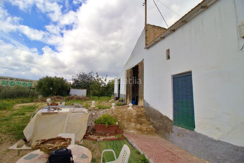 Foto b6ef5bd9-5897-41f0-a195-fd7f26302dce. Casa amb aparcament a La Algoda - Matola - Llano de San José Elche / Elx