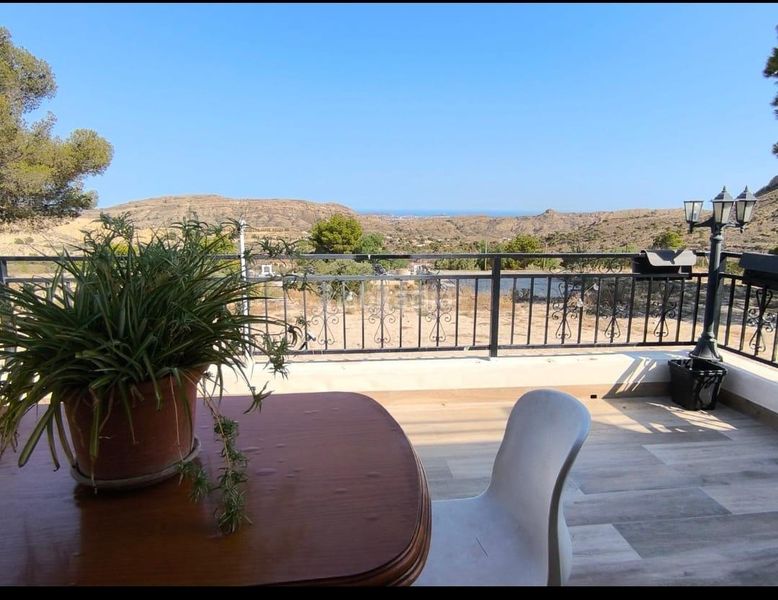 Foto 7f4e5220-4a70-4b55-a69f-509f0ab5d3e7. Xalet amb aparcament piscina a Agost