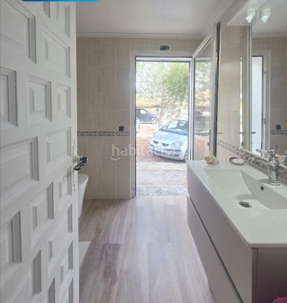 Foto b362b9c5-3885-48c6-ac89-a5786375c2e6. Xalet amb aparcament piscina a Agost