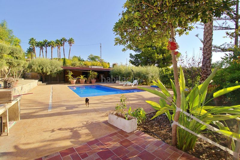 Foto ff8dddeb-f092-4a70-8b08-318a0232ecbd. Xalet amb aparcament piscina a Jubalcoi Elche / Elx