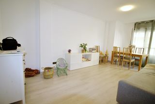 Apartament a Reina Victoria - Miguel Hernández. Piso reformado en venta,con solarium y patio privado, junto plaz