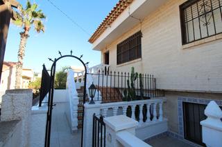 Casa adossada  Avenida de inglaterra. Bungalow en la mata a 150 metros de la playa