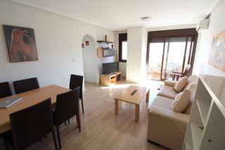 Àtic a Calle apolo 76. Amplio piso en torrevieja con piscina