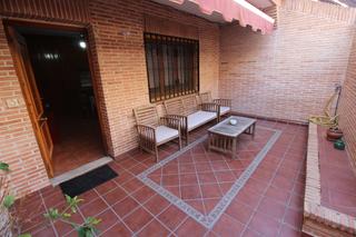 Casa  Calle noruega. Bungalow a 200 metros de la playa de los locos