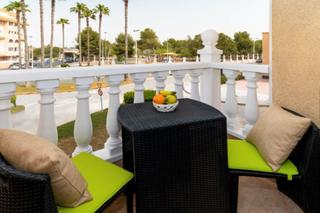 Apartment in Parque de las Naciones. Apartamento en parque de las naciones en torrevieja