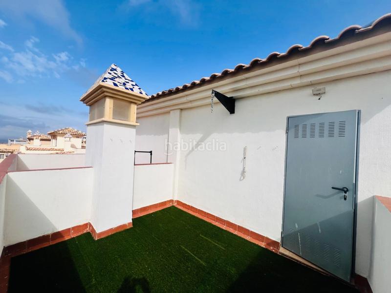 Foto 5a817126-b887-4b94-a789-4b81f359b03a. Chalet avec chauffage piscine dans Monte Faro-Altomar II Santa Pola