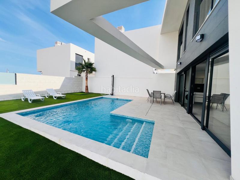 Foto 28057488-c58a-4f12-9d5a-e5ac779cec91. Chalet avec chauffage parking piscine dans Monte y Mar Santa Pola