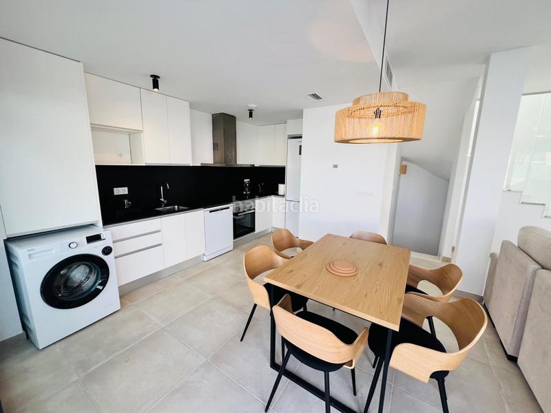 Foto 46448b5b-3a3a-4c5c-b2d4-43bd0b91c6b5. Chalet avec chauffage parking piscine dans Monte y Mar Santa Pola