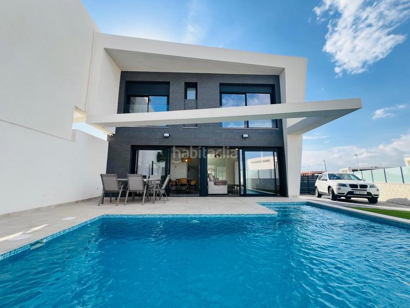 Foto 799f3a93-96b3-47b2-97b2-901ff260581f. Chalet avec chauffage parking piscine dans Monte y Mar Santa Pola