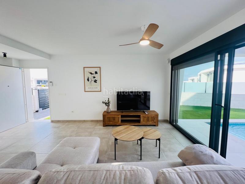 Foto a60a5a85-3c5f-4274-b1cd-19cb49c68477. Chalet avec chauffage parking piscine dans Monte y Mar Santa Pola