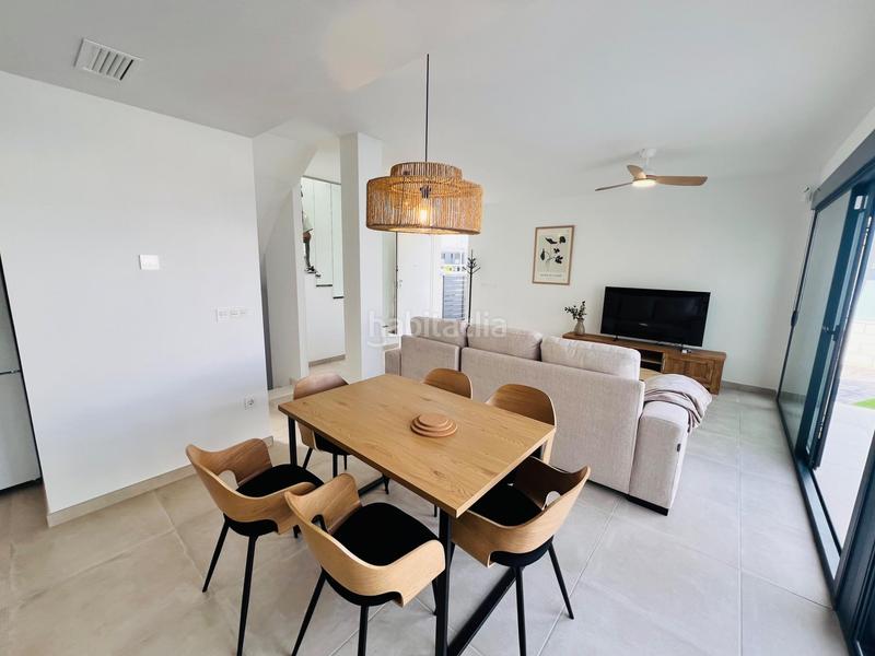 Foto c6205745-7d0e-4752-95b8-aebdd0e8fd14. Chalet avec chauffage parking piscine dans Monte y Mar Santa Pola