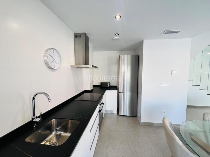 Foto 554e181c-7edb-4c53-81bb-61ac1b7c6879. Maison jumelée avec chauffage parking piscine dans Monte y Mar Santa Pola