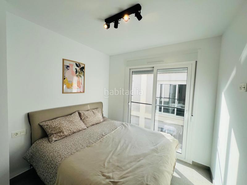 Foto 7e36f11f-81cd-4d70-871b-2bdf68077ff0. Maison jumelée avec chauffage parking piscine dans Monte y Mar Santa Pola