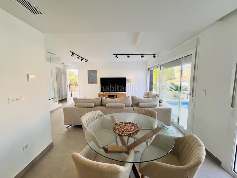 Foto de803914-358c-409c-9adf-debf6c7cc083. Maison jumelée avec chauffage parking piscine dans Monte y Mar Santa Pola