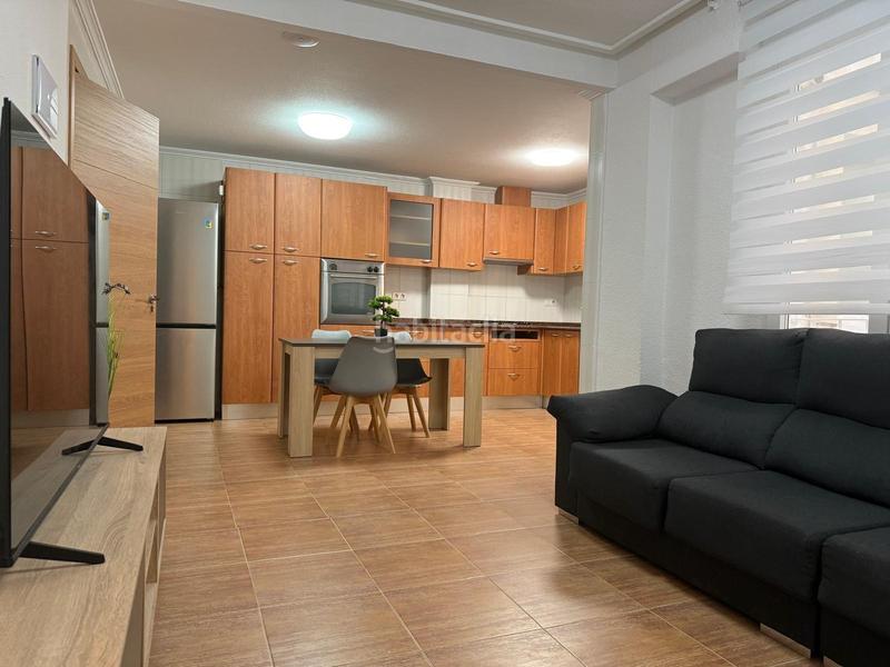 Foto f3e9c860-bae7-4b1b-a8f6-37feb0429741. Location appartement dans Centro Elche / Elx