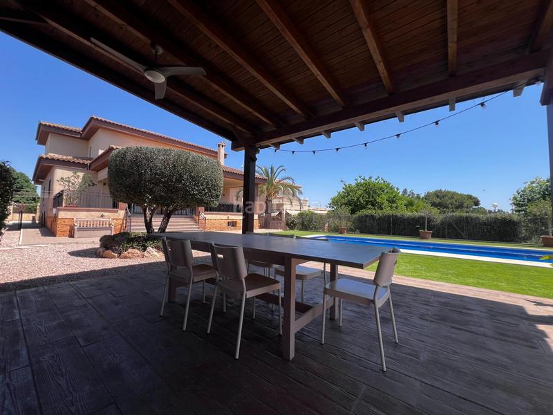 Foto 056e3bc0-2901-4b66-981e-7b6ecb3c2dfd. Chalet con parcheggio piscina in Valverde Elche / Elx