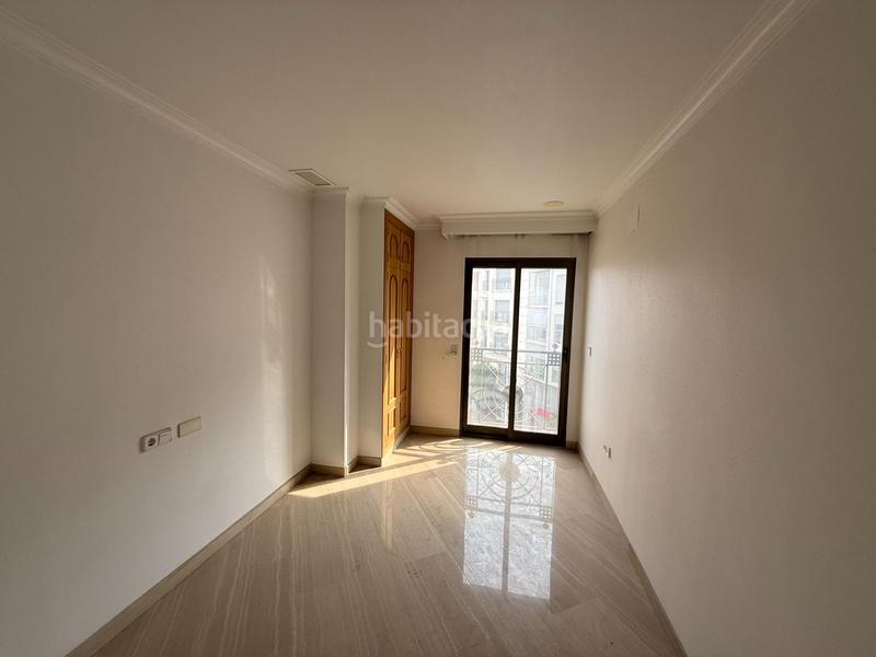 Foto 1b0eda44-ddd9-40fa-be6f-67595253a84f. Flat with heating parking in Centro Elche / Elx