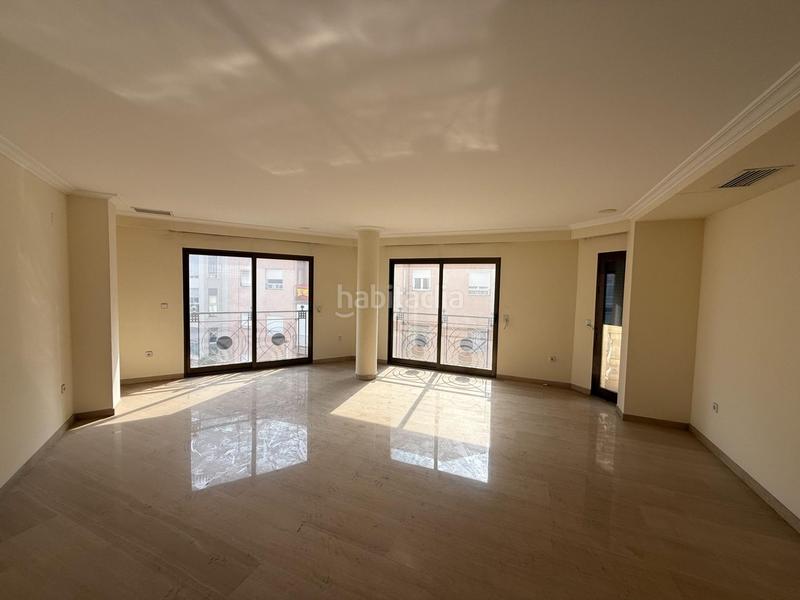 Foto 60a62d48-f0d6-4ec2-8f93-4a5027c6c521. Flat with heating parking in Centro Elche / Elx