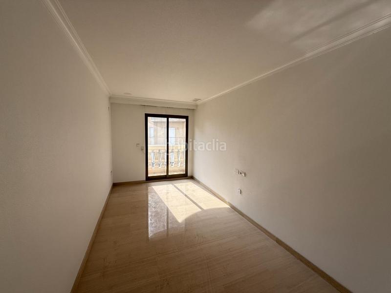 Foto 755418b3-517d-4050-a69b-1e3763e34580. Flat with heating parking in Centro Elche / Elx