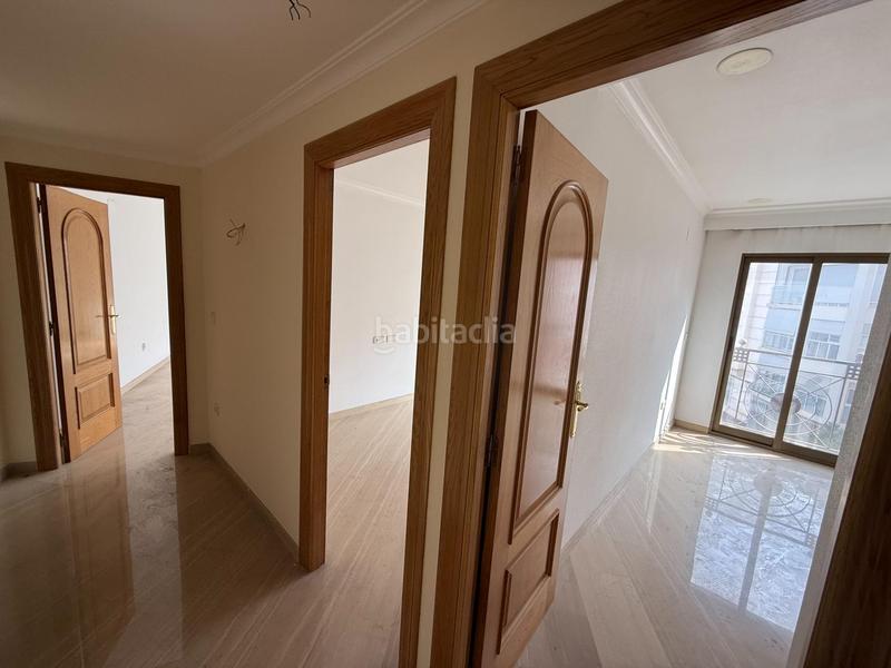 Foto df9afed9-215d-441a-9b08-2f1f05bc84f6. Flat with heating parking in Centro Elche / Elx